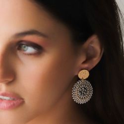 Boucles d'oreilles femme pendantes santibÉ baby espagnola doré et perles baby esp-arge-bo - pendantes - edora - 1