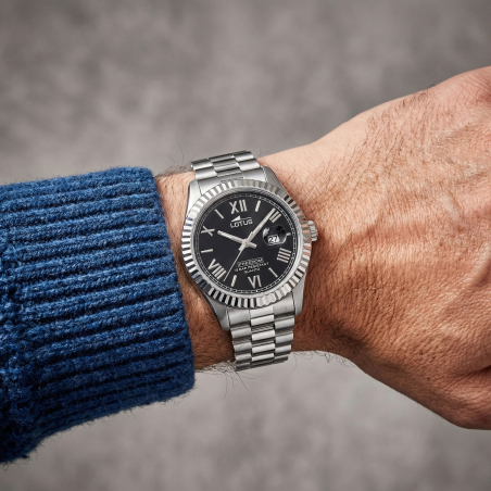 Montre Homme LOTUS Freedom cadran noir et acier gris 19002/5