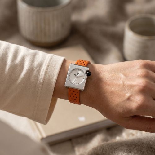 Montre Femme Lip 2000 Mini Square Cuir Orange 671192
