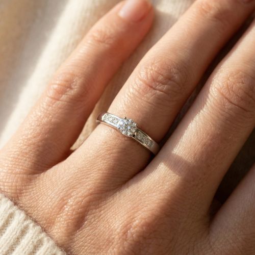 Bague Femme Solitaire Accompagné ARGENT 925/1000 et Oxydes
