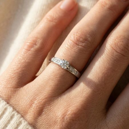 Bague Femme Solitaire Accompagné ARGENT 925/1000 et Oxydes