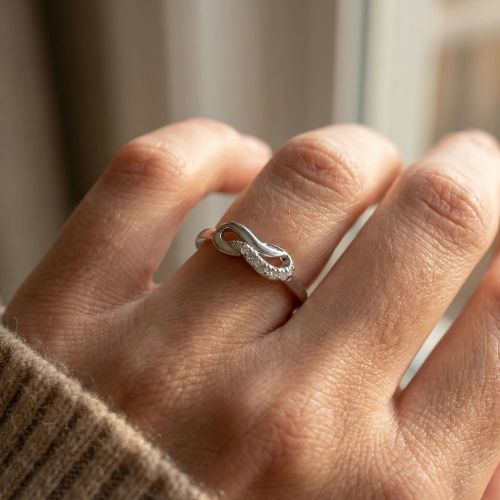 Bague Femme Signe Infini EDORA ARGENT 925/1000 et Oxydes EDO70100840