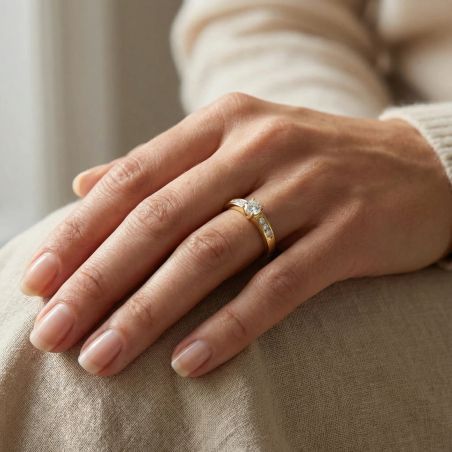 Bague Femme Solitaire Accompagné PLAQUE OR Jaune et Oxyde