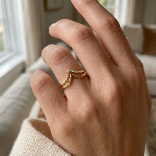 bague femme pyramides EDORA PLAQUE OR et oxydes