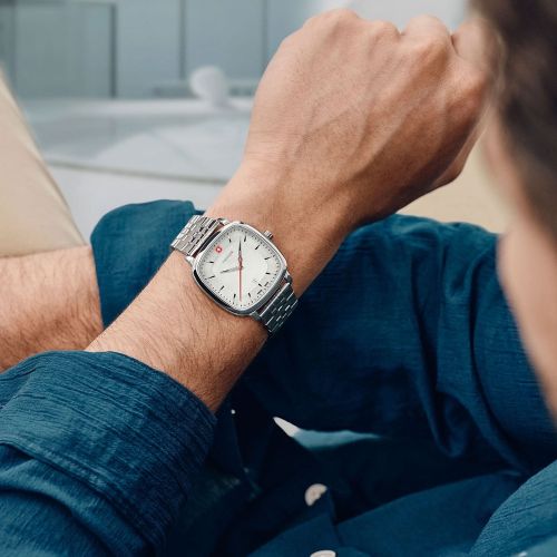 Montre Homme WENGER Vintage Classic Acier Gris 01.1921.101