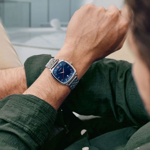 Montre Homme WENGER Vintage Classic Acier Gris 01.1921.103