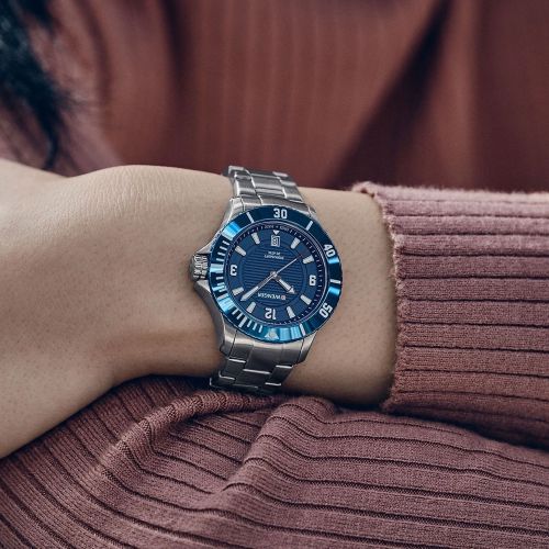 Montre Femme Quartz WENGER Seaforce Acier Gris 01.0621.111