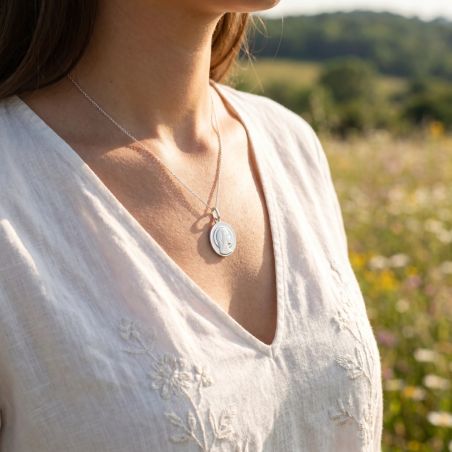 Médaille Vierge EDORA OR 375/1000 Blanc