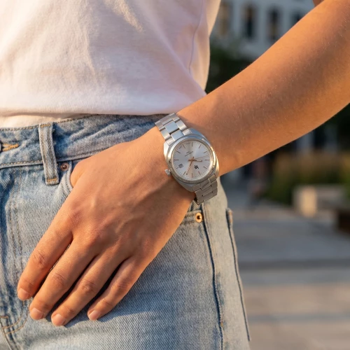 Montre Femme LIP Général de Gaulle 31 mm Acier Gris 671883