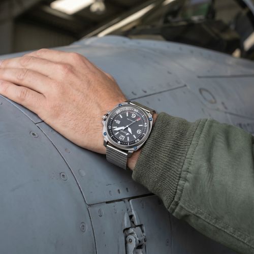 Montre Homme Rafale Solo Display PILOTE Acier Cadran noir 666036