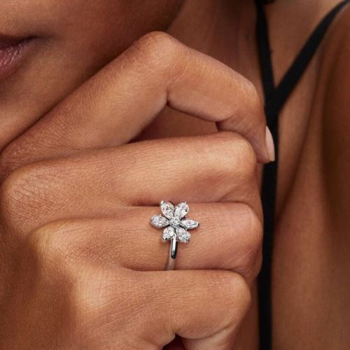 Bague Femme PANDORA Cocktail Fleur Herbier Scintillan 193000C02