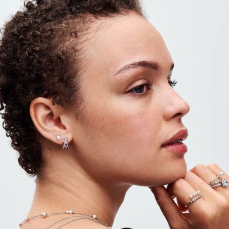 Boucles d'oreilles femme pandora créoles pavé croisées 293150c01 – boucles d'oreilles tendances