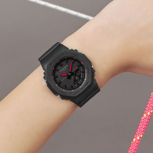 Montre Femme CASIO G-Shock GMA-P2100 Compacte Rose GMA-P2100SA-1A1ER