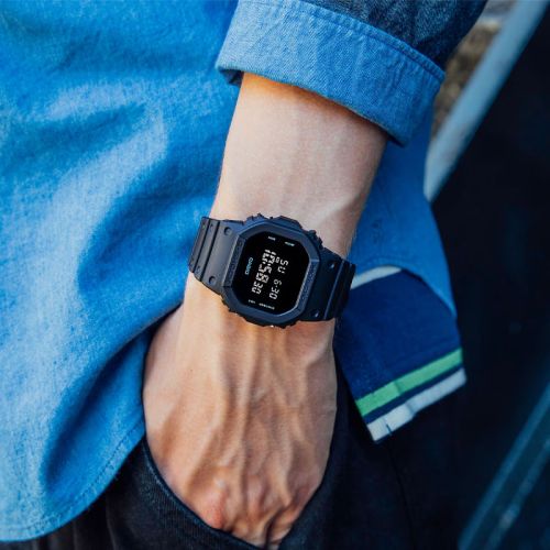 Montre Homme CASIO G-Shock DW-5600 Noir Bleu 200m DW-5600UBB-1ER