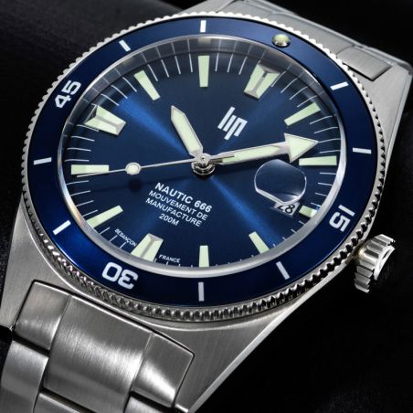 Montre homme lip manufacture nautic 666 automatique 200m acier cadran bleu 676052 – montres françaises