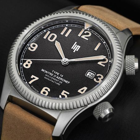 Montre homme lip manufacture type 14 41mm automatique cuir nubuck beige 676030 – montres françaises