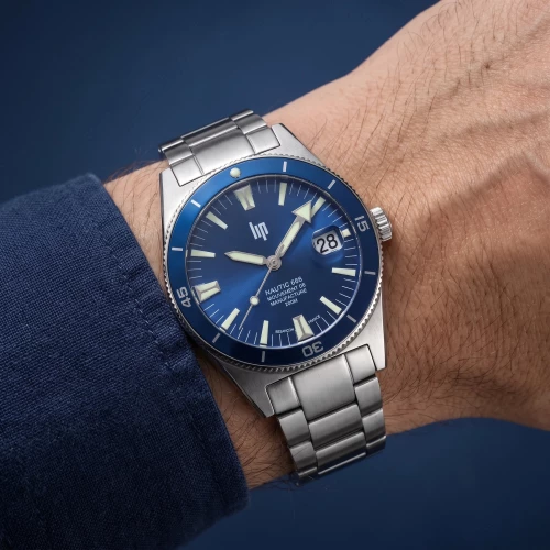 Montre Homme LIP Manufacture Nautic 666 Automatique 200m Acier Cadran Bleu 676052