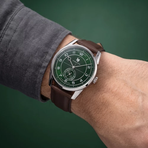 Montre Homme LIP Himalaya 40mm Cadran Vert Quartz 671728