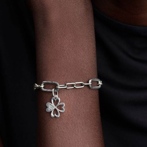 Charm Femme PANDORA Médaillon Cœur Trèfle à Quatre Feuilles 793034C01