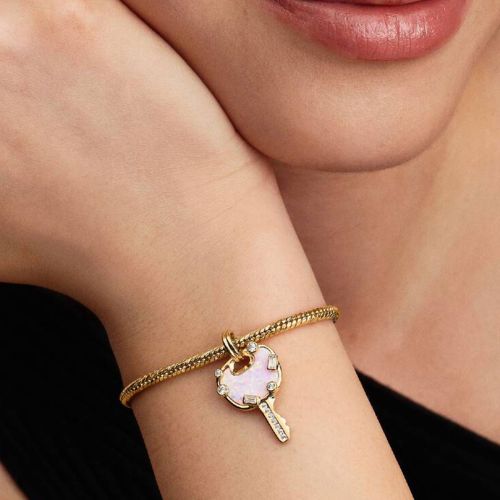 Charm Femme PANDORA Grand Pendant Clé d'Amour Rose Opalescente 764349C01