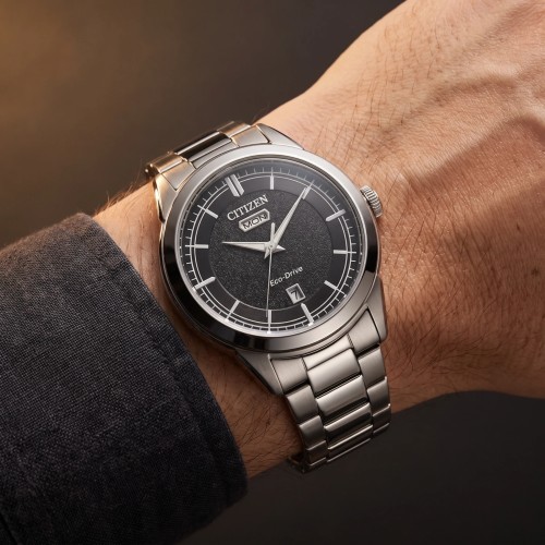 Montre Homme CITIZEN Elegance Classic Eco-Drive Cadran Gris Acier AW0151-85EC