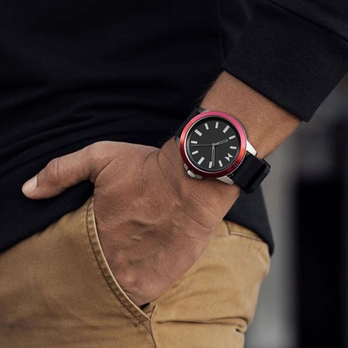 Montre Homme Quartz MVMT Diver Silicone Noir 28000073-D
