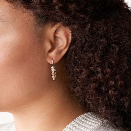 Boucles d'oreilles femme pendantes fossil feather acier doré rose – pendantes