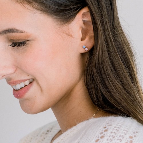 Boucles d'oreilles femme puces PLAQUE OR et spinelles
