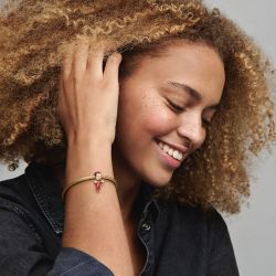 Charm femme pandora marvel the avengers iron man doré 14 carats - charms - edora - 1