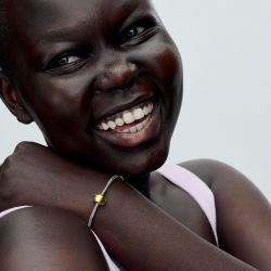 Mini charm pandora en verre de murano doré 793353c00 - charms - edora - 1