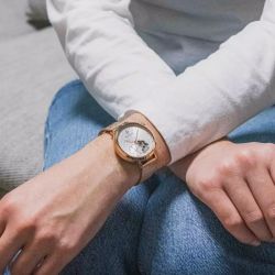 Montre femme pierre lannier esperance doré-rose cadran argenté bracelet acier milanais doré-rose 147k928 - fete-des-meres - edora - 1