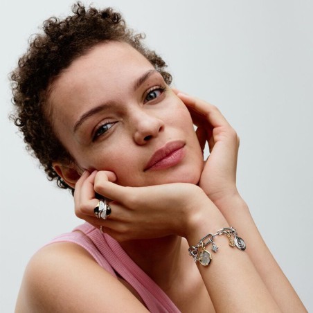 Bague femme pandora me en résine façon émail coupée en deux 163325c01 – bagues femme