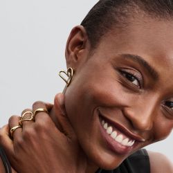 Boucles d'oreilles femme créoles pandora essence cœur organique 263807c00 - boucles-d-oreilles-femme - edora - 1