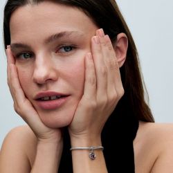 Charm femme pandora pendant cercle Éternité rouge 793125c01 - charms - edora - 1