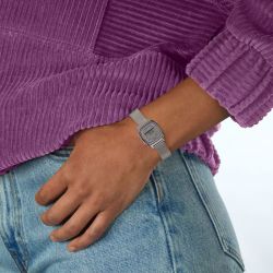 Montre femme casio mini collection acier argenté la670wem-7ef - digitales - edora - 1