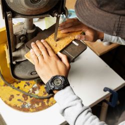 Montre homme casio g-shock résine noir gd-010-1er - digitales - edora - 1