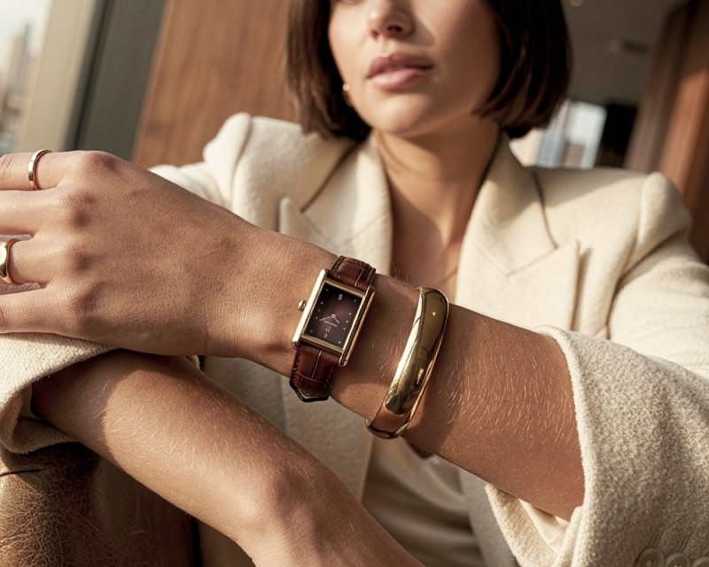 Montres femme: montre or, or rose, montre digitale, à aiguille