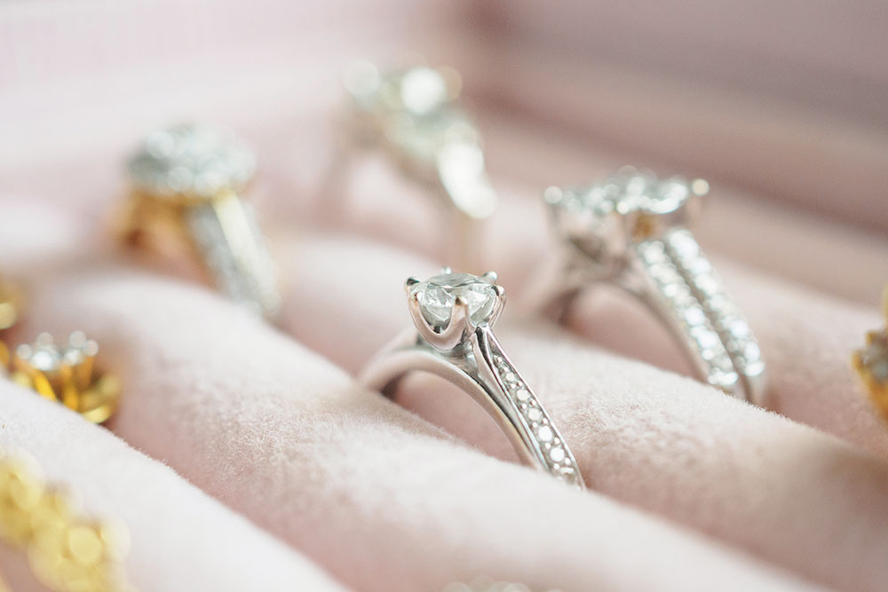 Choisir une bague de fiançailles